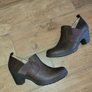 Croft & Barrow Brown Ankle Boots Heel 9 Orhtolite